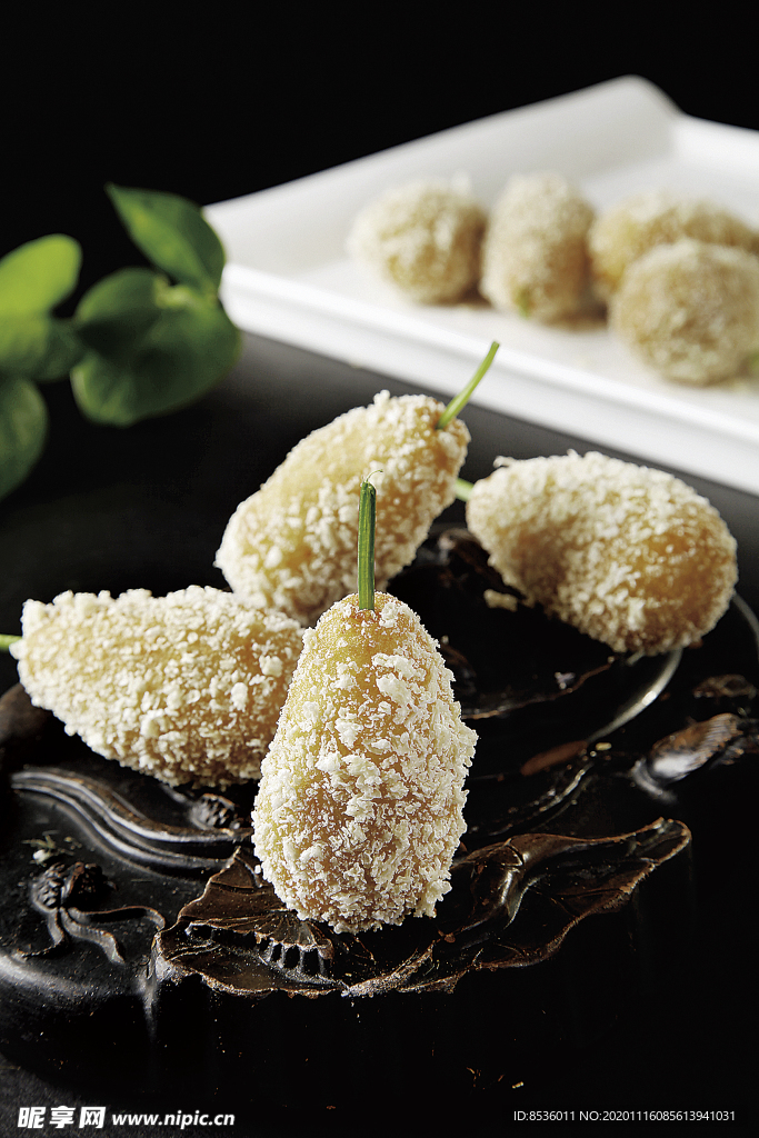 淮扬菜脆炸酥梨