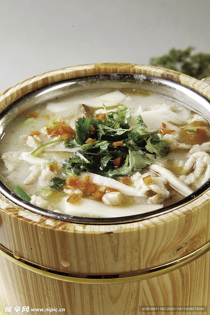 淮扬菜木桶滑肉