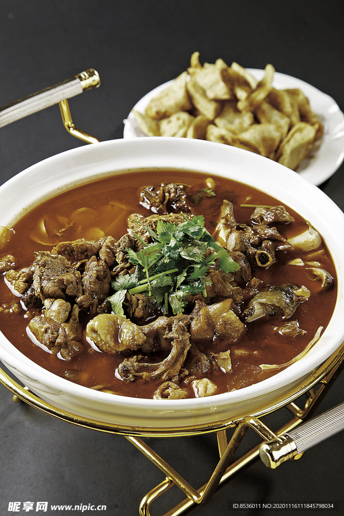 淮扬菜农场柴鸡泡馍