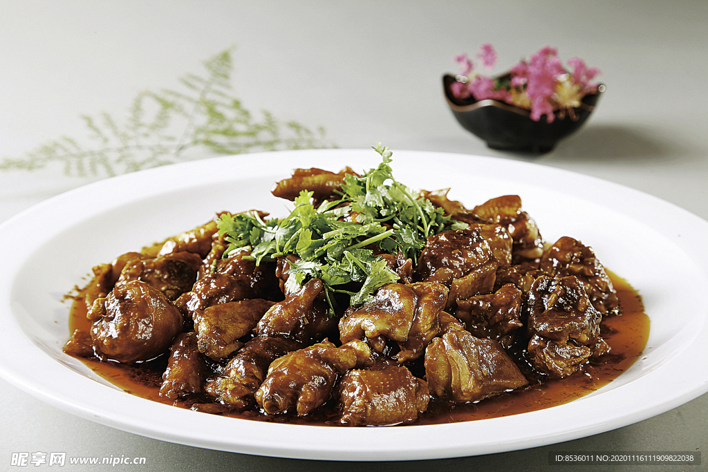 淮扬菜农家熬炒鸡