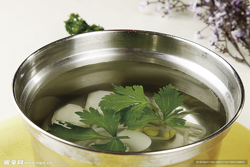 淮扬菜清汤锅底