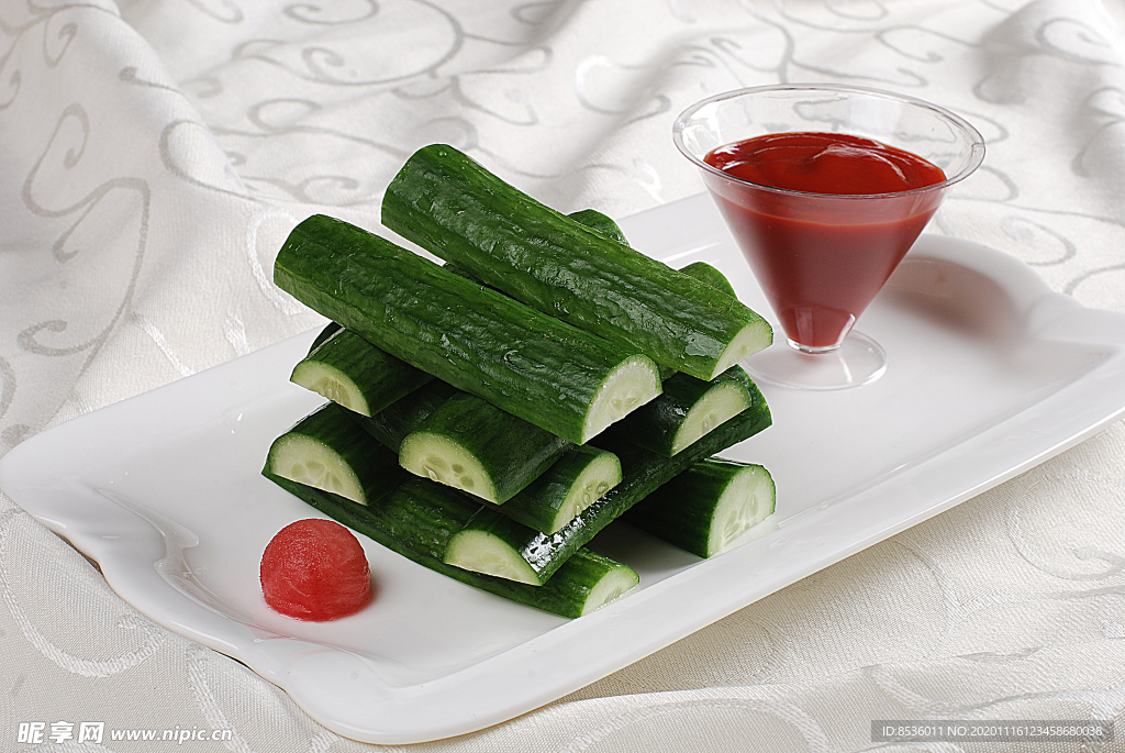 淮扬菜乳瓜沾酱