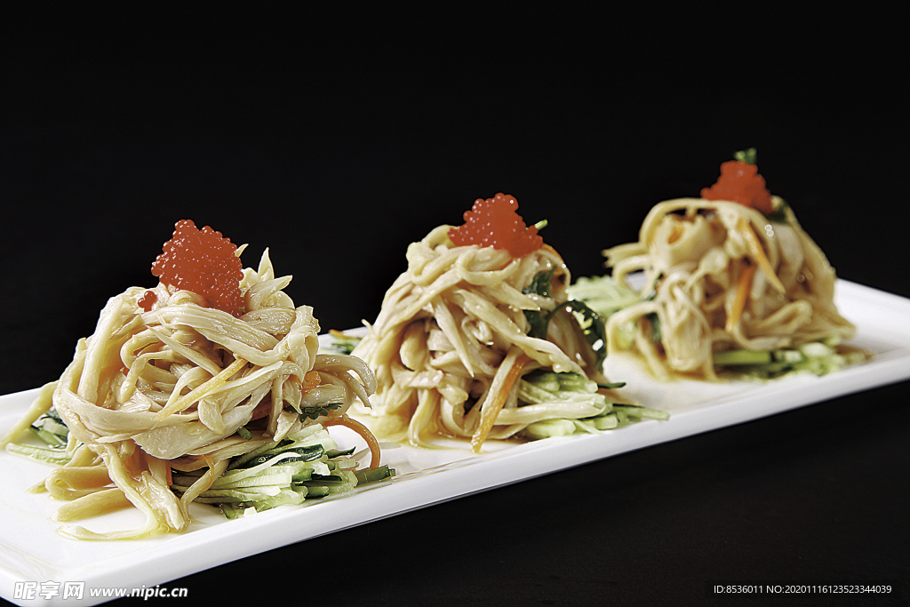 淮扬菜三色美人菇