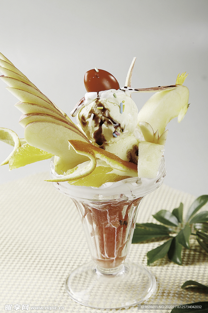 淮扬菜水果圣代