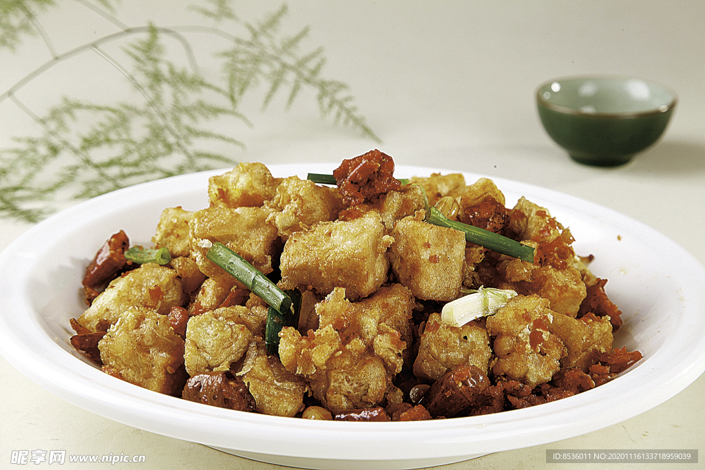 淮扬菜香辣酥豆腐