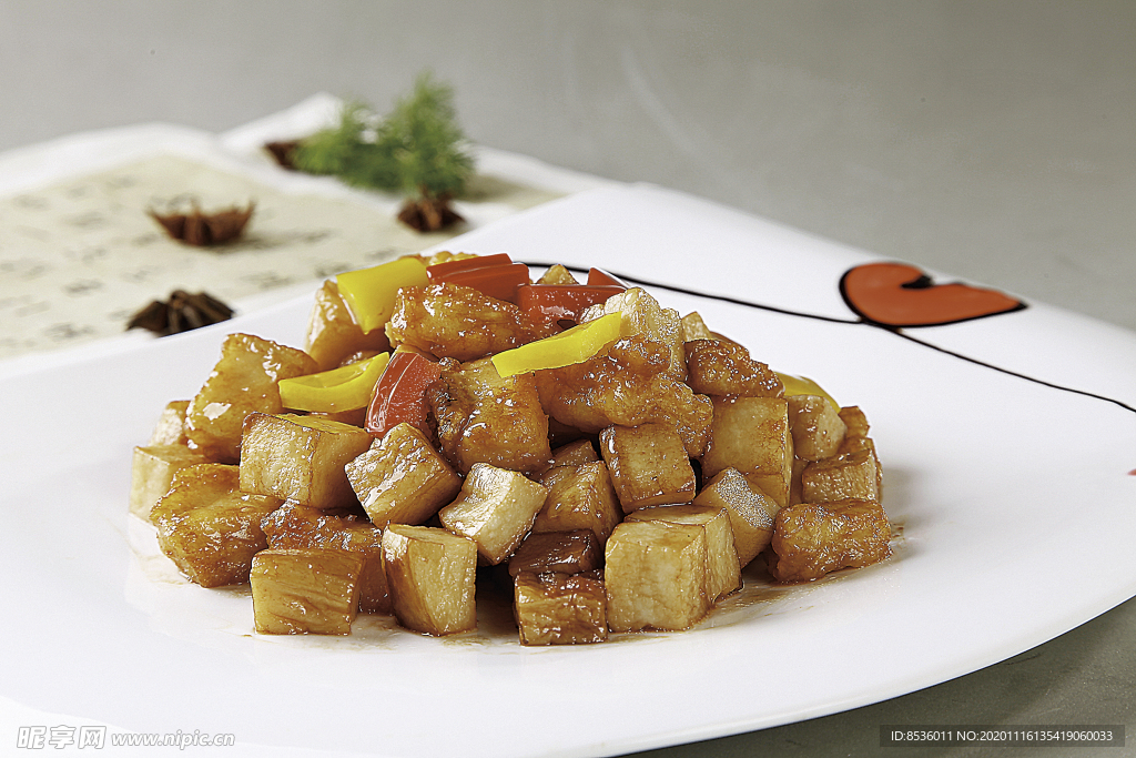 淮扬菜杏鲍菇鳕鱼丁