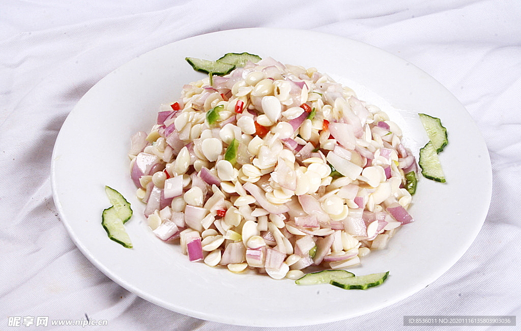 淮扬菜洋葱拌杏仁