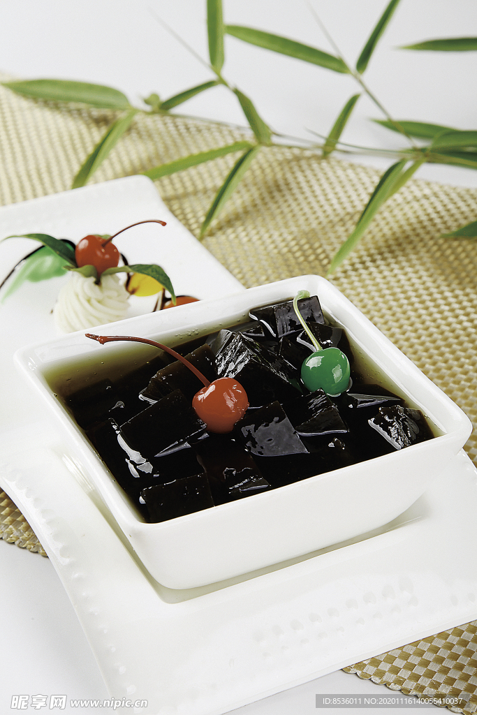 淮扬菜养颜龟苓膏