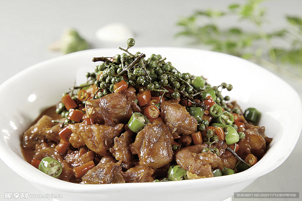 浙菜重庆桶子鸡