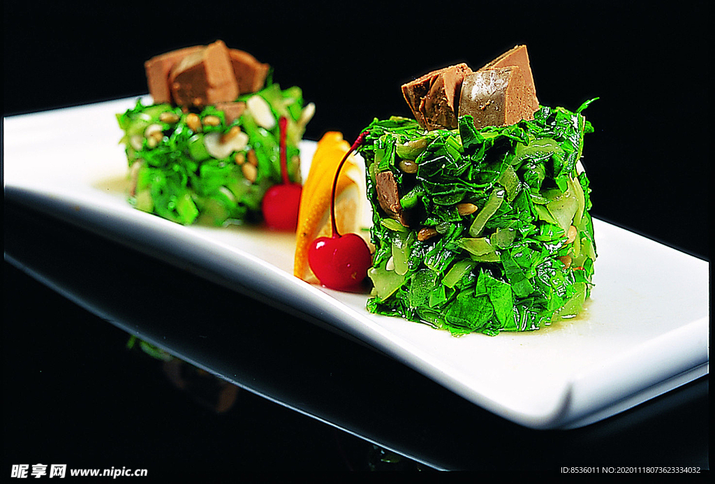 翡翠双豆拼鹅肝