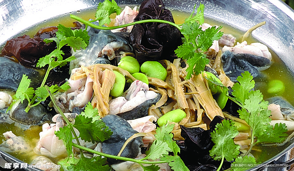 天目野笋炖石鸡