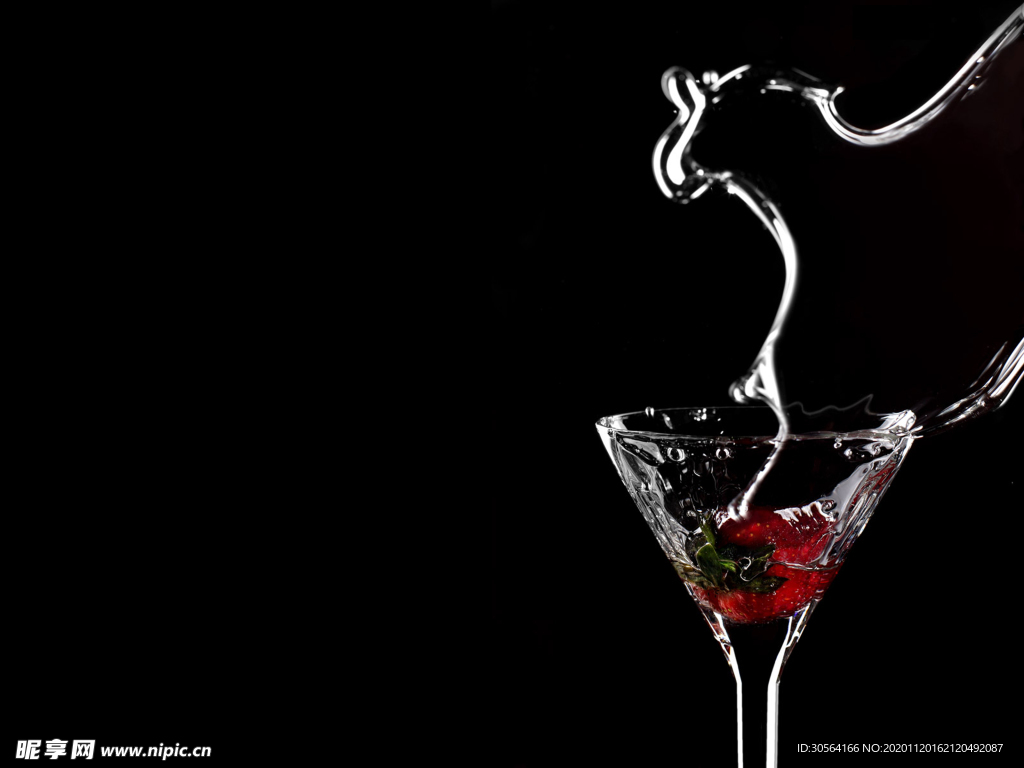 草莓水流水柱饮品背景素材