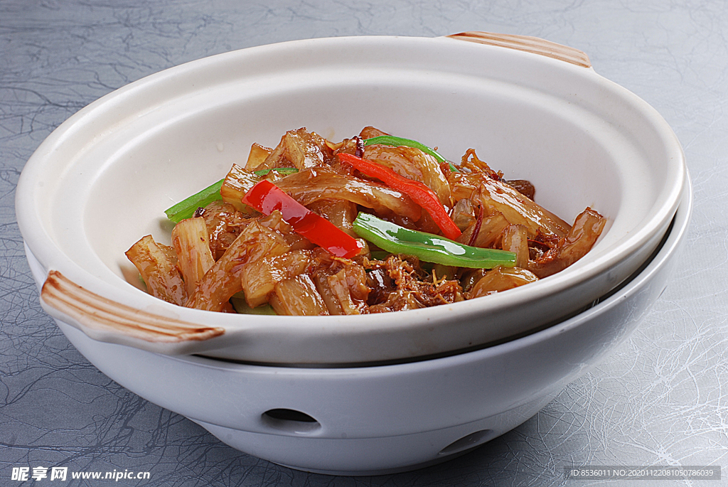 煲仔金牌烧蹄筋