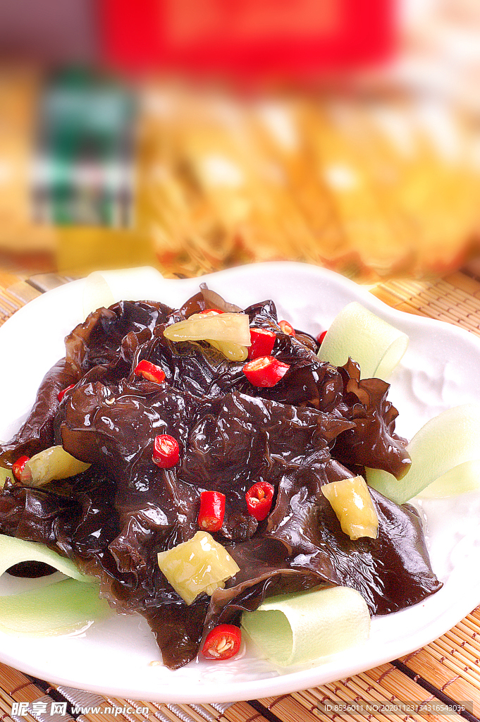 冷拼小木耳拌青笋