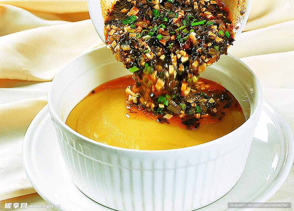 特色美食现打搅团