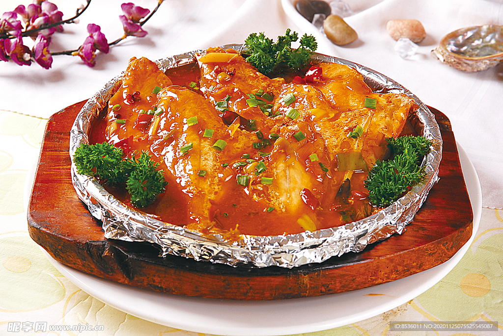 铁板红烧扒皮鱼