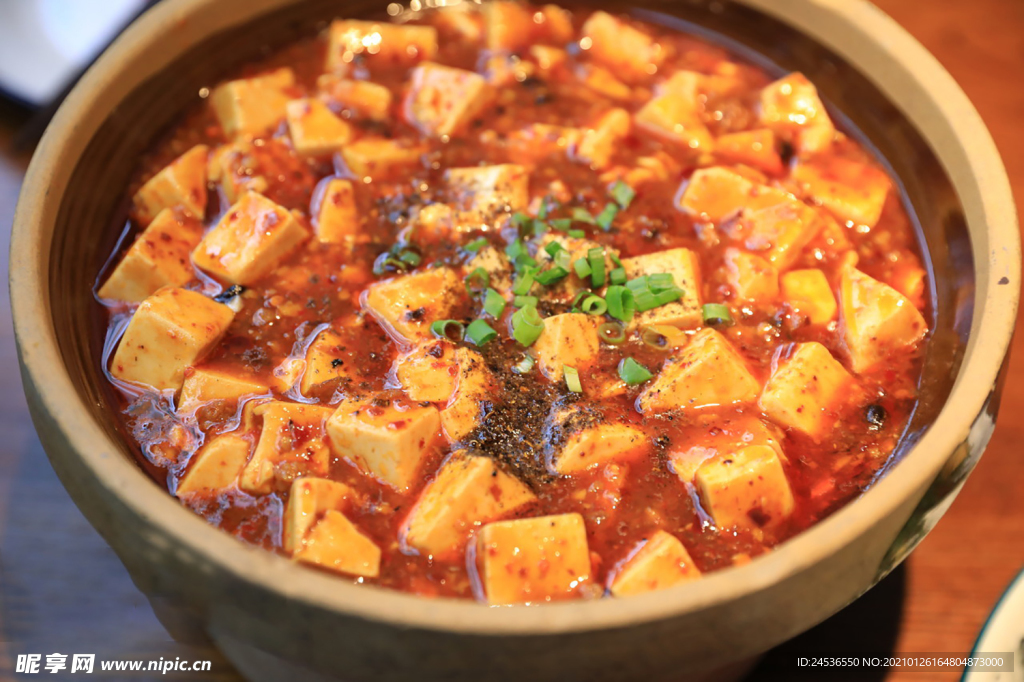 麻婆豆腐 美食 肥肠 特色菜
