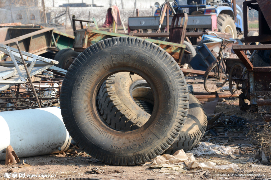 废旧轮胎特写