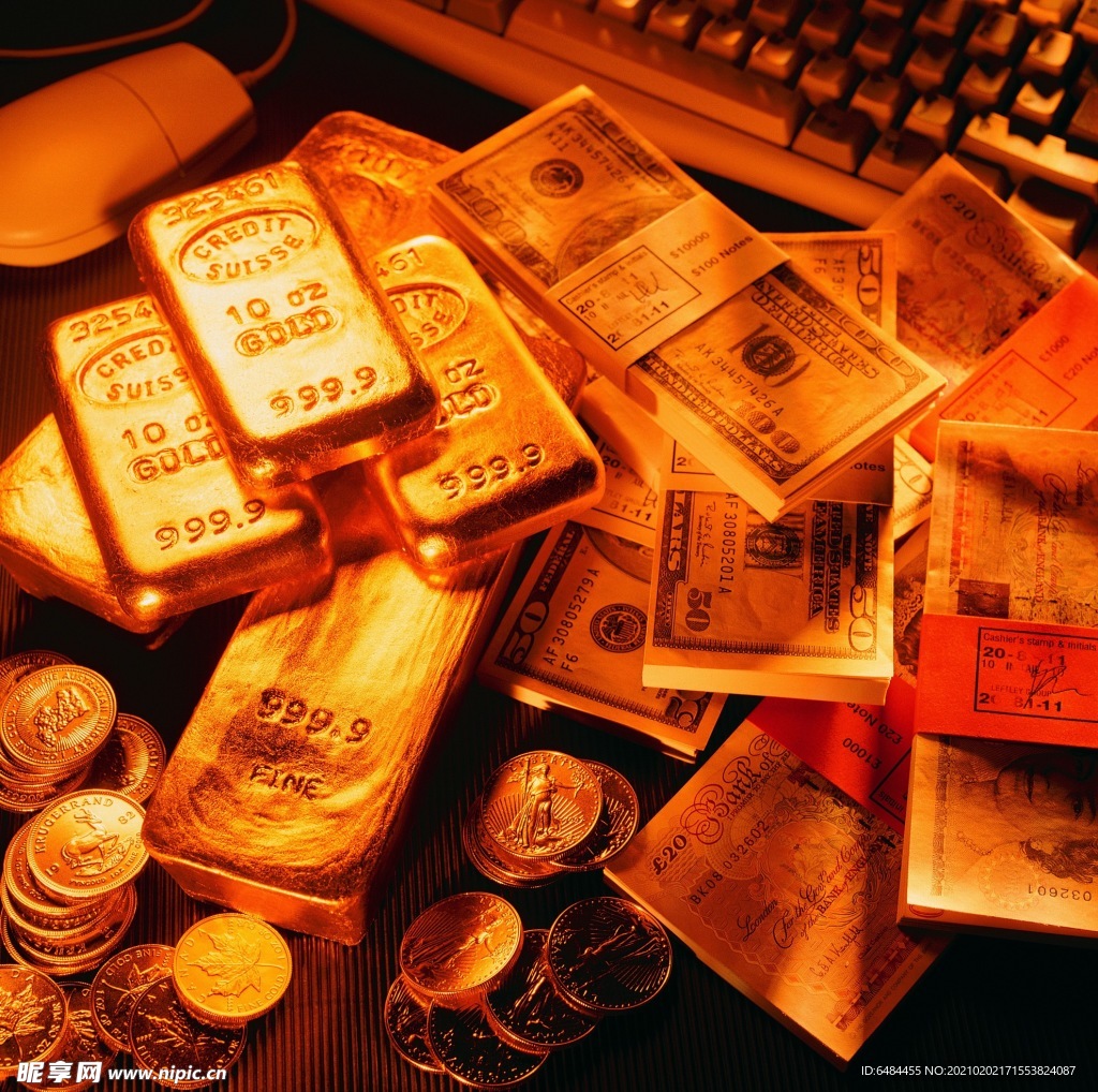 桌面上的黄金钱