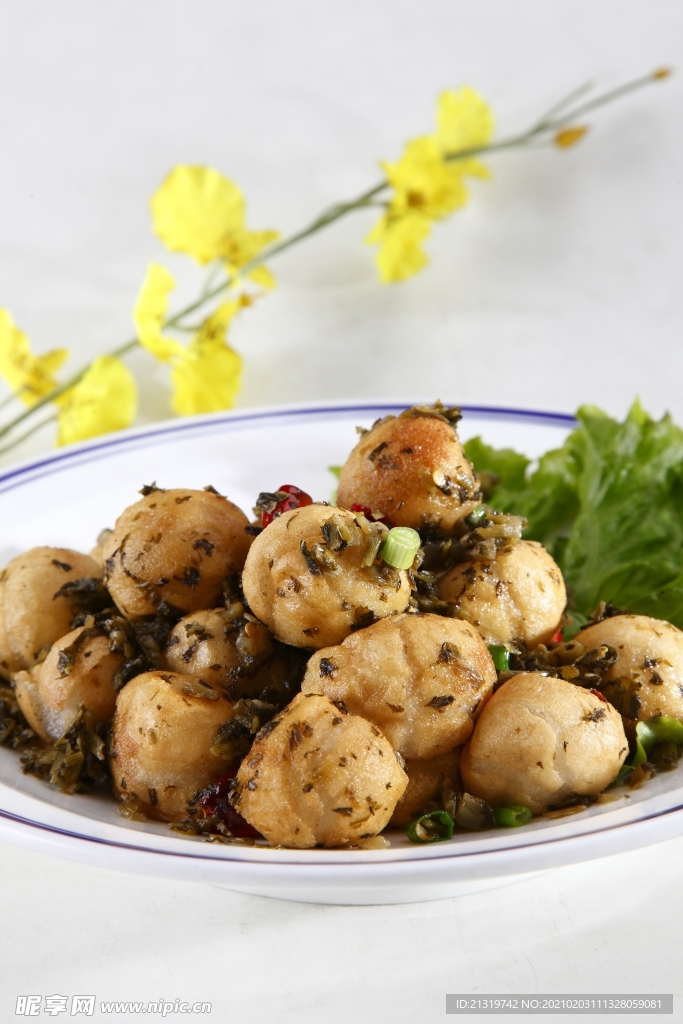 酸菜汤圆高清摄影