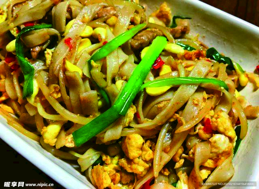 炒河粉 炒河粉装饰画 炒牛河