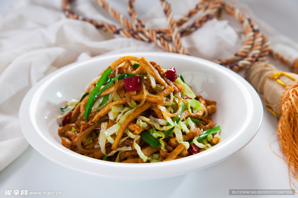 传统美食凉拌三丝特写