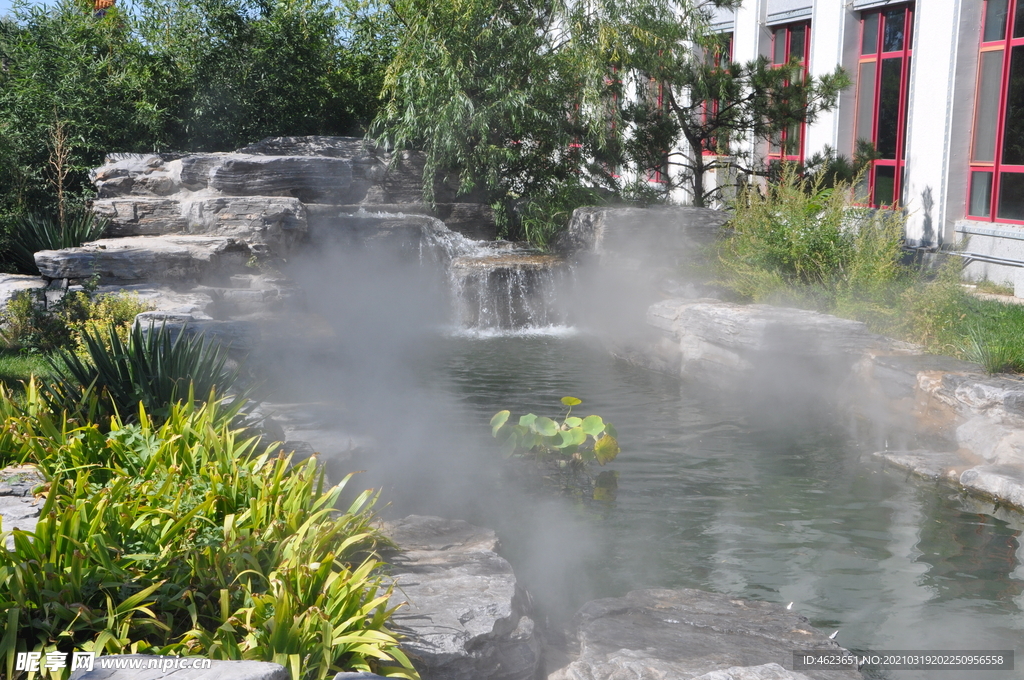 景观水池喷雾效果