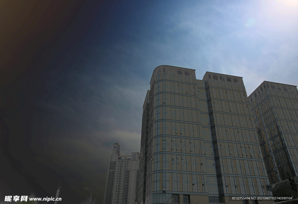 城市阴天 高楼