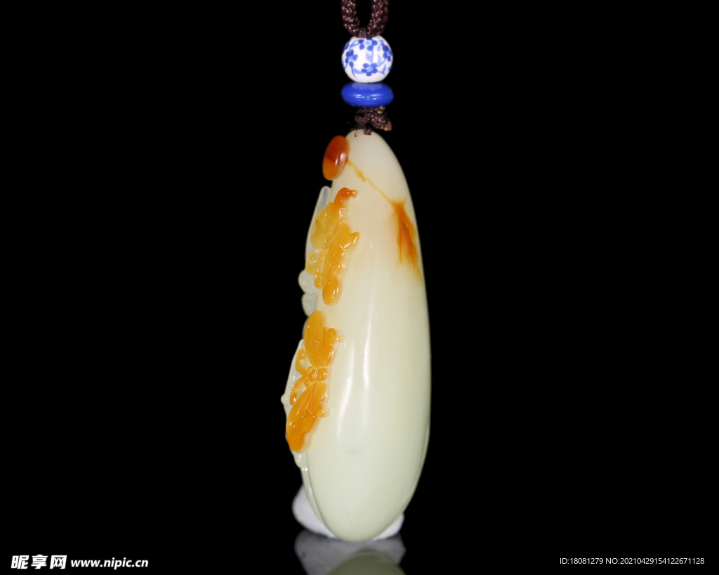 和田玉蝶恋花挂件摆件把件