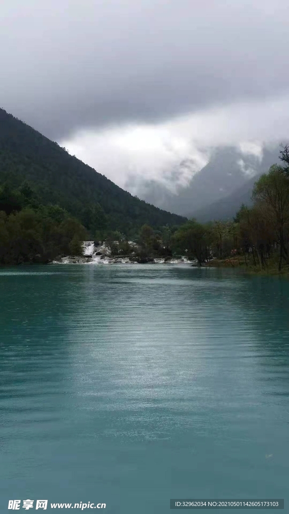 丽江景点蓝月谷