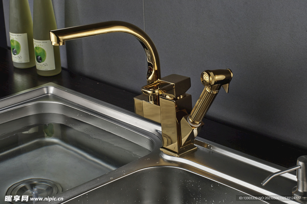 卫浴 龙头 花洒