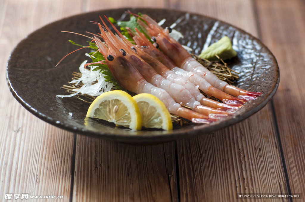 明虾刺身日料刺身寿司美食居酒屋