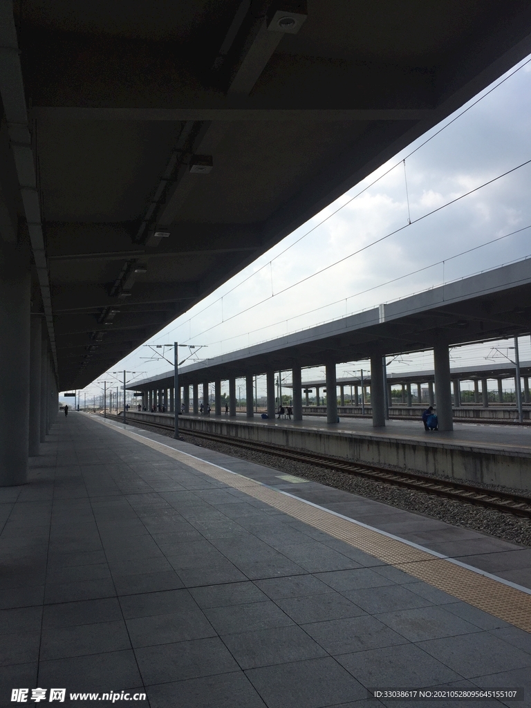 高铁站台