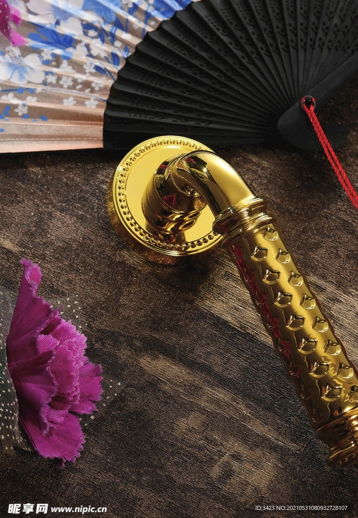 五金金色门把手静物拍摄