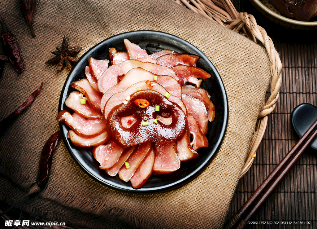 垂涎欲滴的猪嘴美食