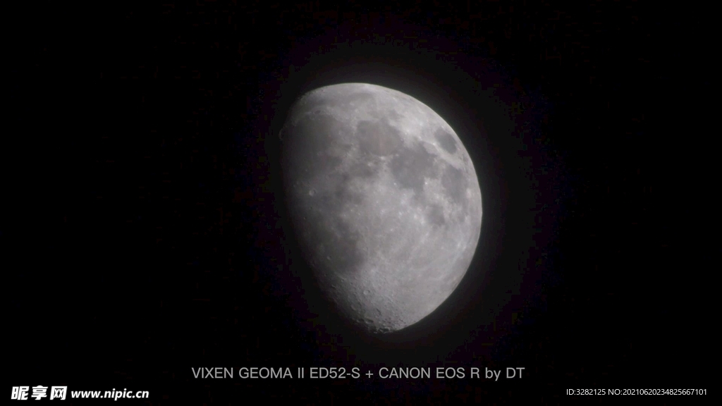 实拍月球之盈凸月