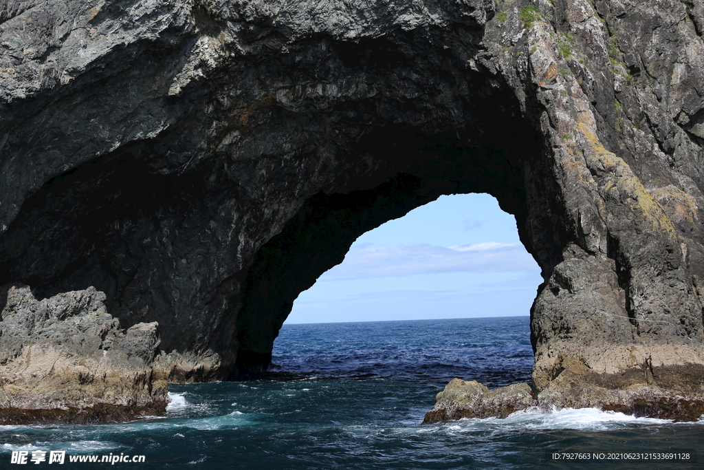 山水风光   石壁