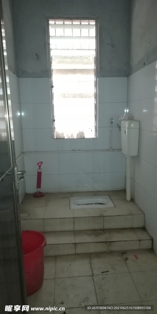 室内卫生间图片