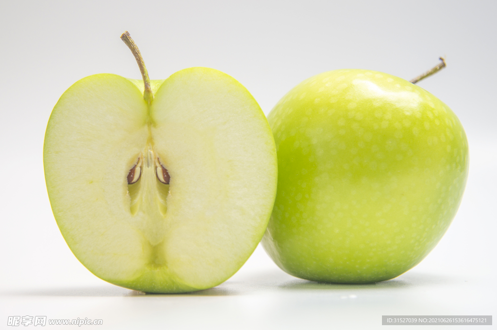 切开的青苹果拍摄素材