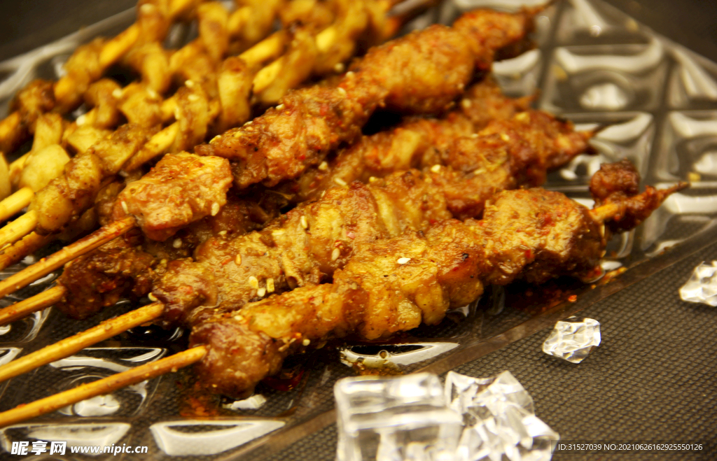 烤羊肉串素材摄影图