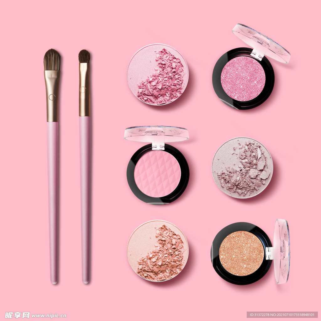  高端简约化妆品合成图片