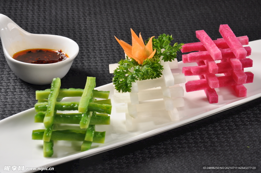 大丰收萝卜蘸酱