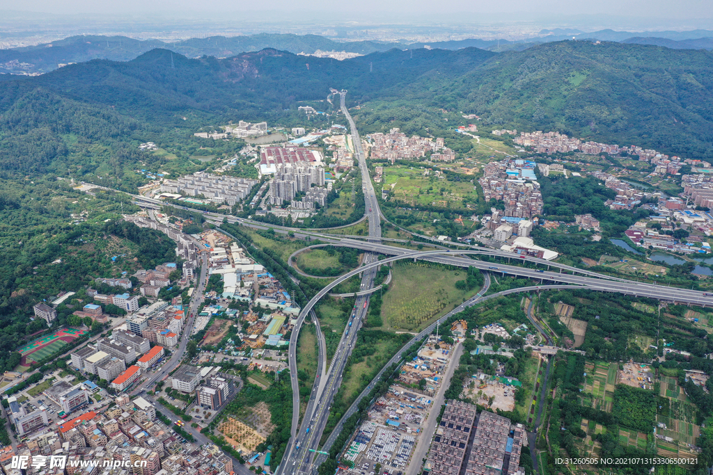 华南快速龙洞段