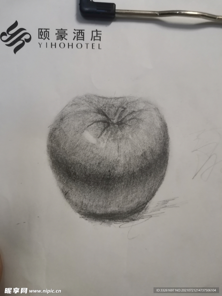 素描苹果