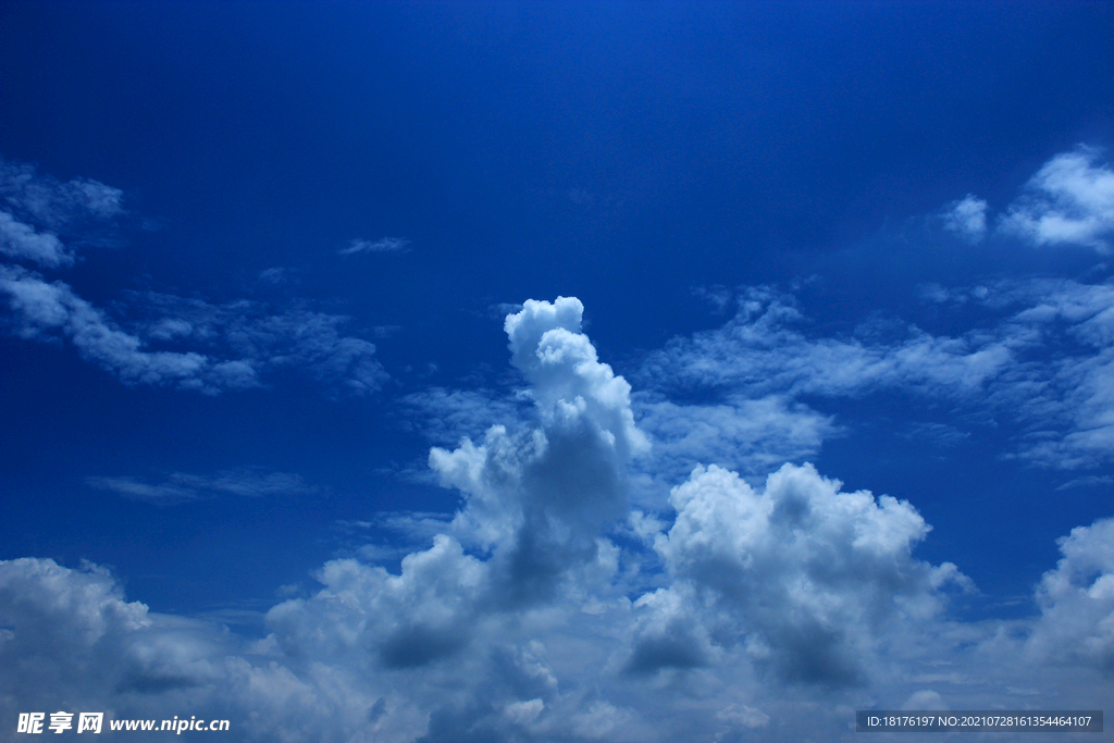 蓝天白云