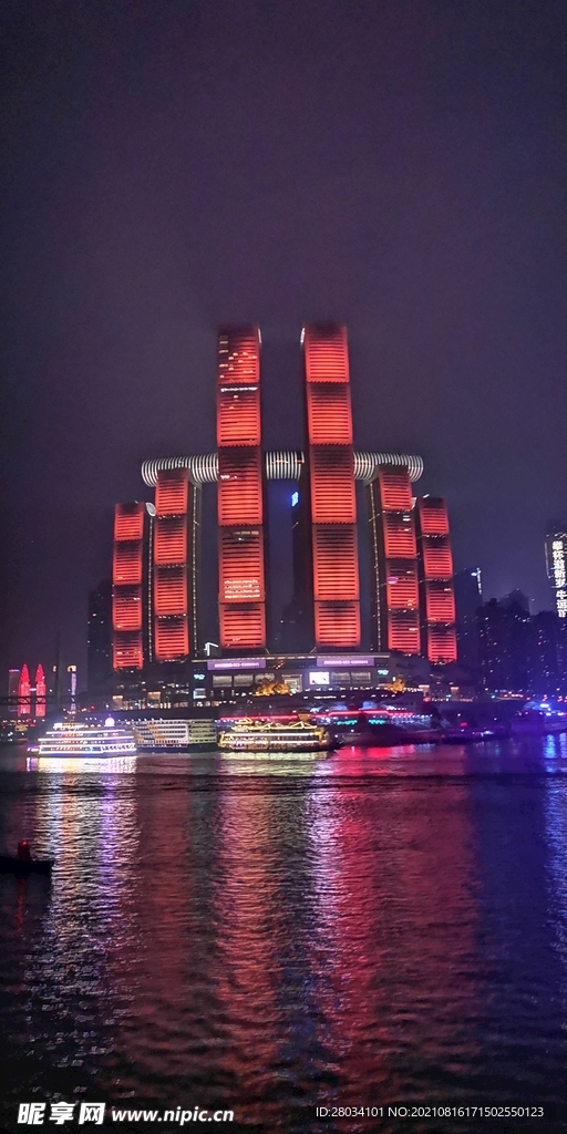 重庆来福士户外建筑照明