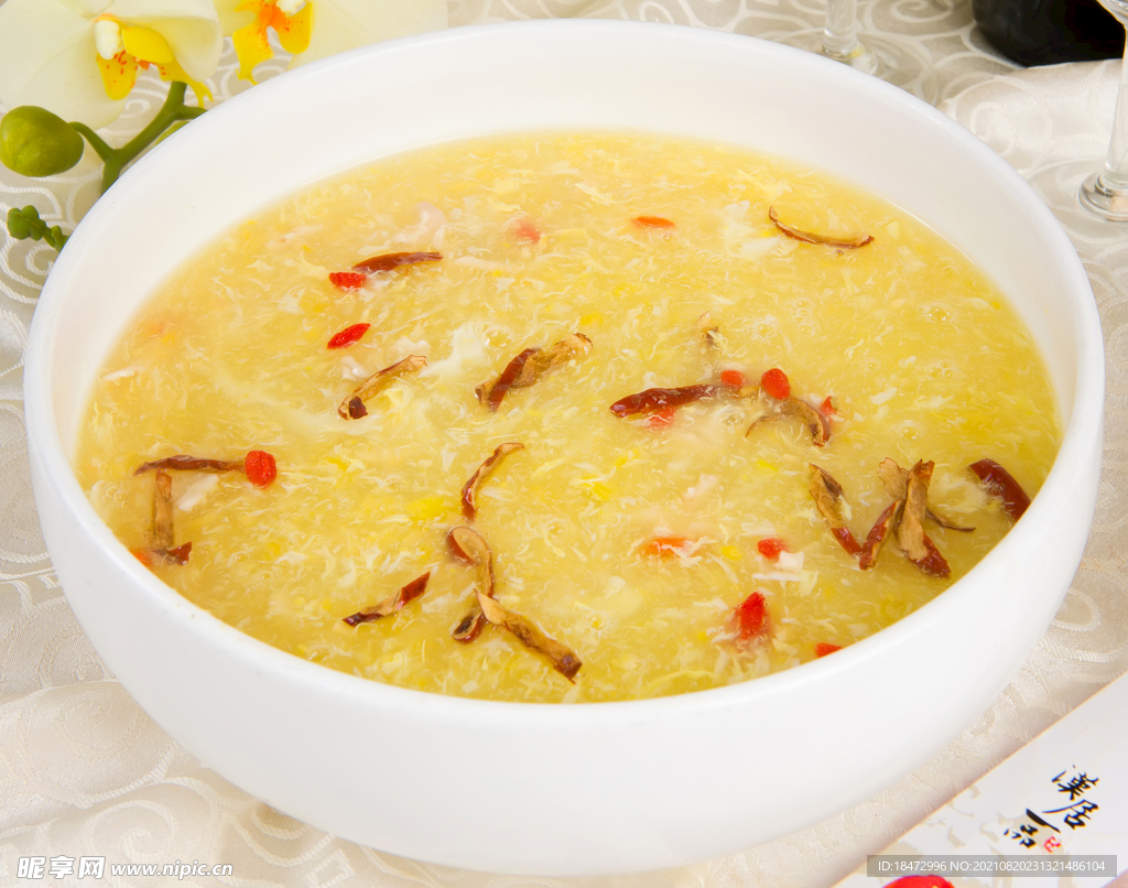 红枣桃仁粟米羹