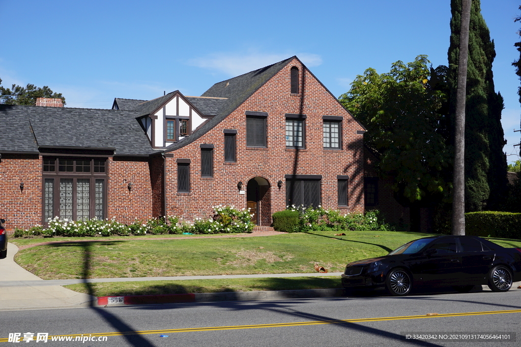 美国比弗利山庄