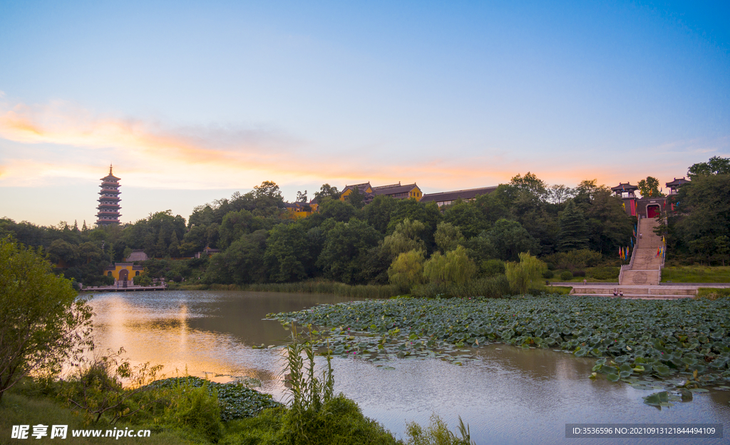 扬州大明寺观音山景色