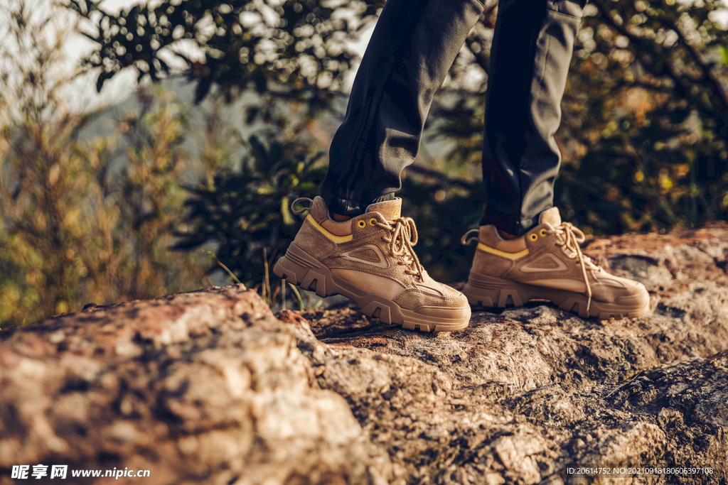 登山鞋